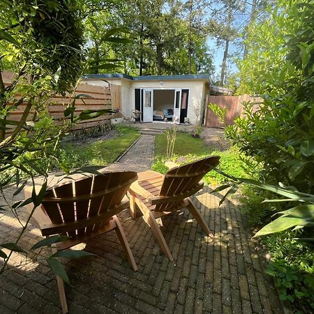 Huisje Teak Beekbergen Buitenkant foto